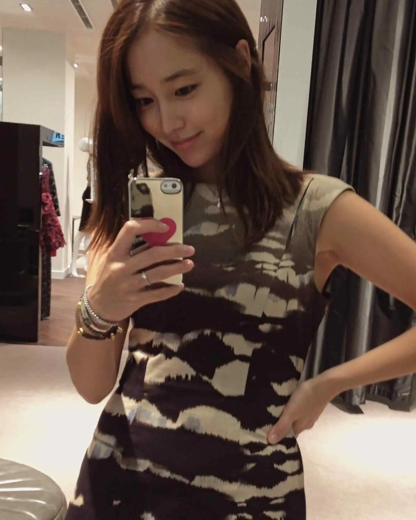 Lee Min Jung - lee-min-jung-hot-8.webp